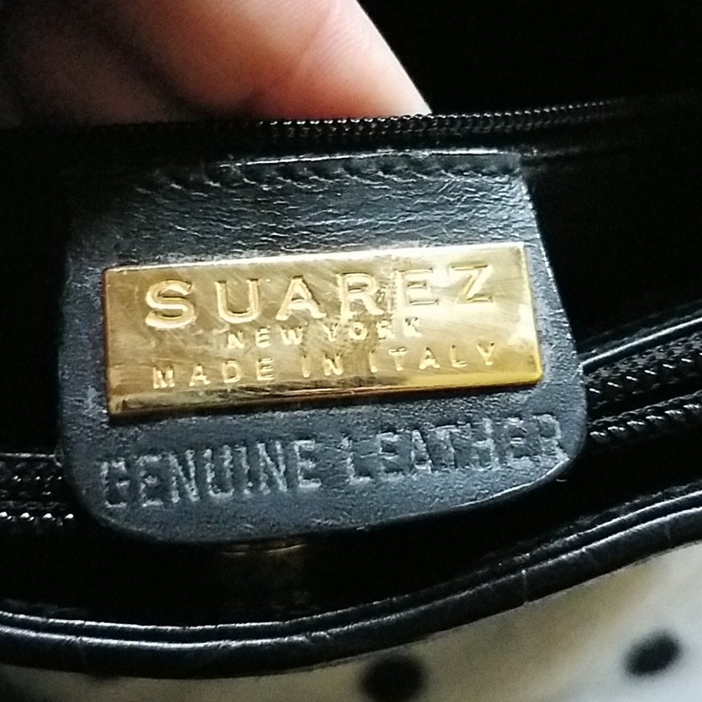 Suarez - Picture 3 of 7